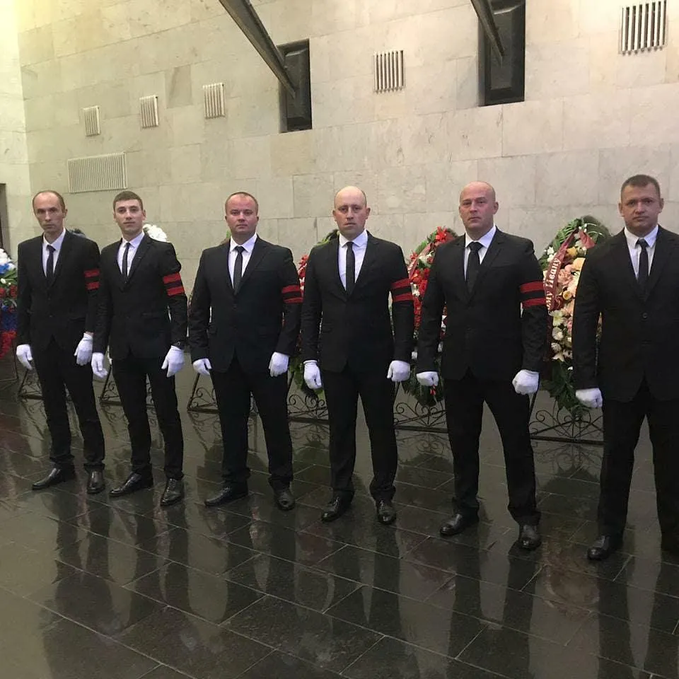 бригада сопровождения, похороны, ритуальные услуги, сопровождение гроба, ритуальная процессия, похоронные услуги, организация похорон, ритуальный эскорт, сопровождение умерших, ритуальное сопровождение.