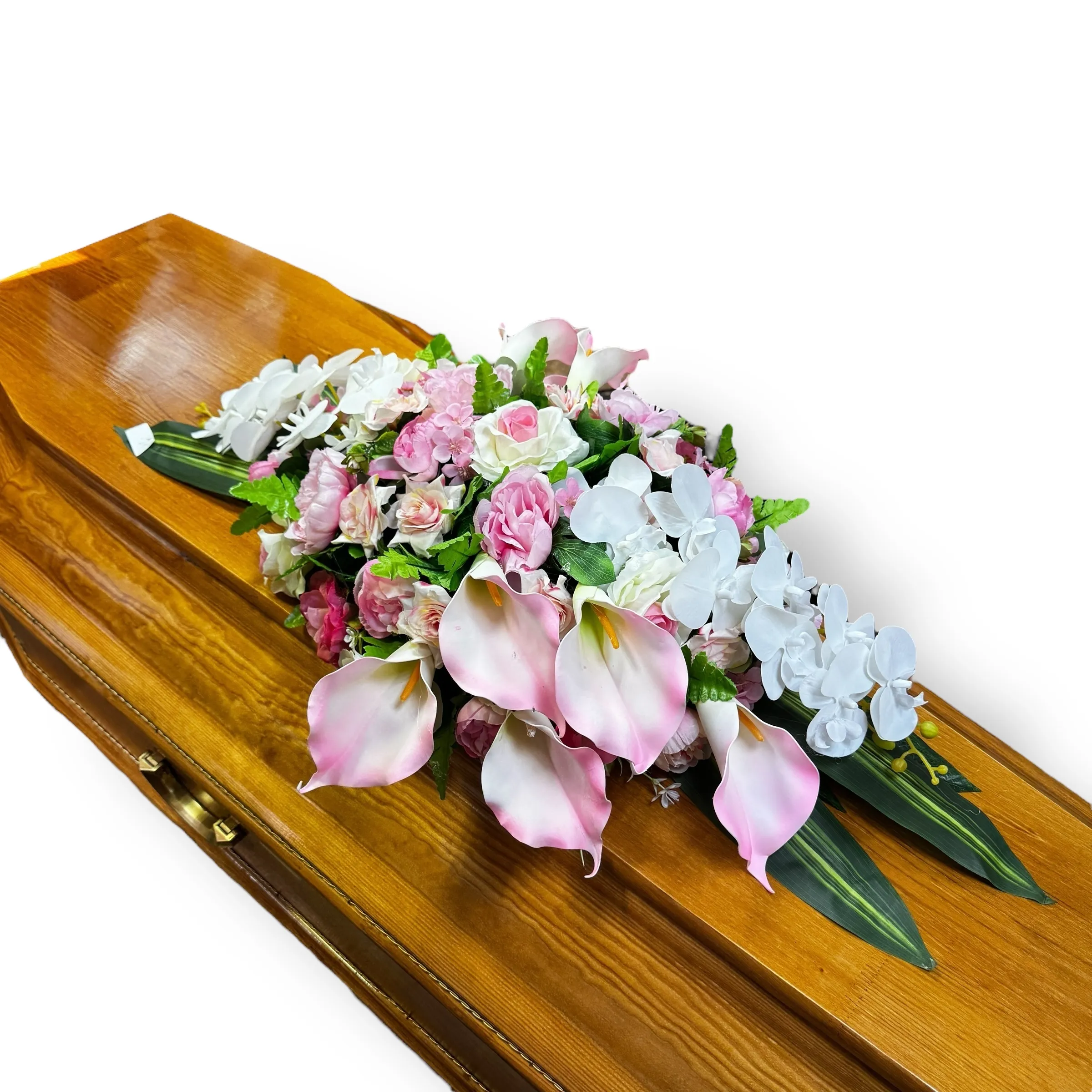 Композиция на гроб, искусственные цветы, ритуальные изделия, венок на гроб, похоронные украшения, мемориальная композиция, траурная атрибутика, цветочные композиции, ритуальный декор, премиум класс.