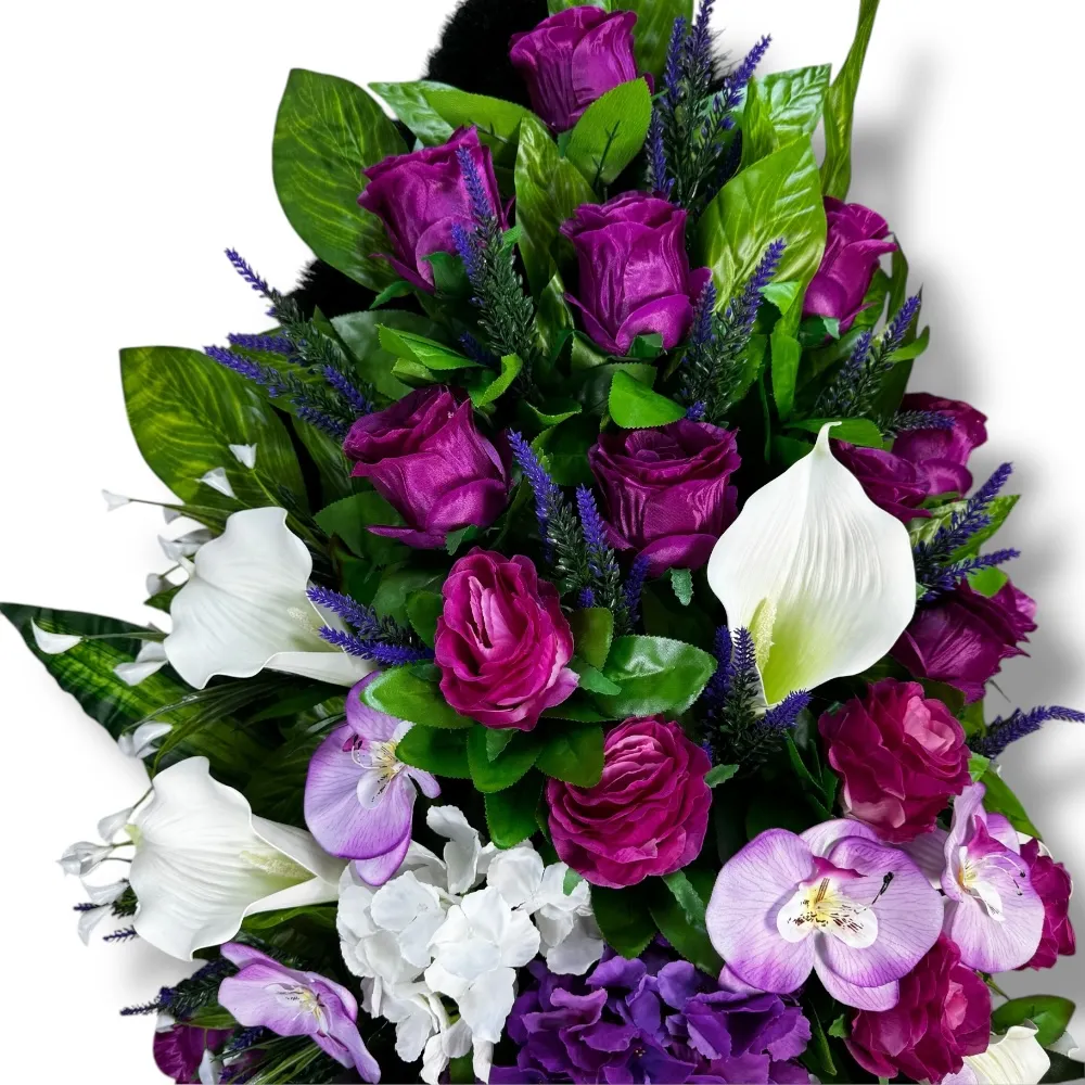 Ритуальный венок, венок на похороны, искусственный венок, траурный венок, ритуальные изделия, венок из искусственных цветов, похоронные атрибуты, мемориальный венок.