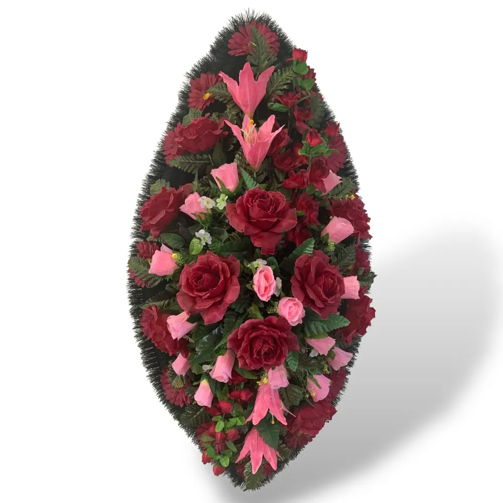 Венок на похороны артикул ВИЗ-024 – искусственные цветы, которые помогут выразить соболезнования. Подчеркните уважение к памяти усопшего с нашим венком. Доставка доступна по доступным ценам.