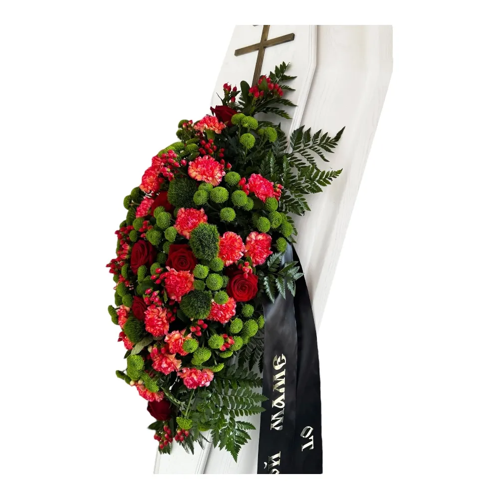 Арт. ТК-021 Траурная композиция из живых цветов на гроб: Розы, гвоздики, хризантемы, гиперикуп 100 см.