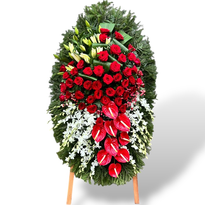 Подборка траурных венков из живых цветов