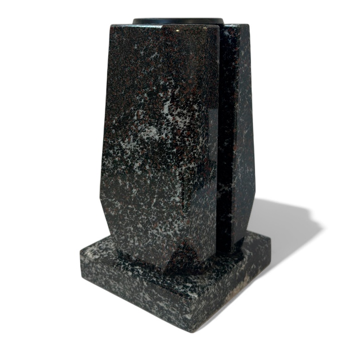 Арт. ВГ-003 Ваза гранитовая «Алмаз» на кладбище Аврора гранит