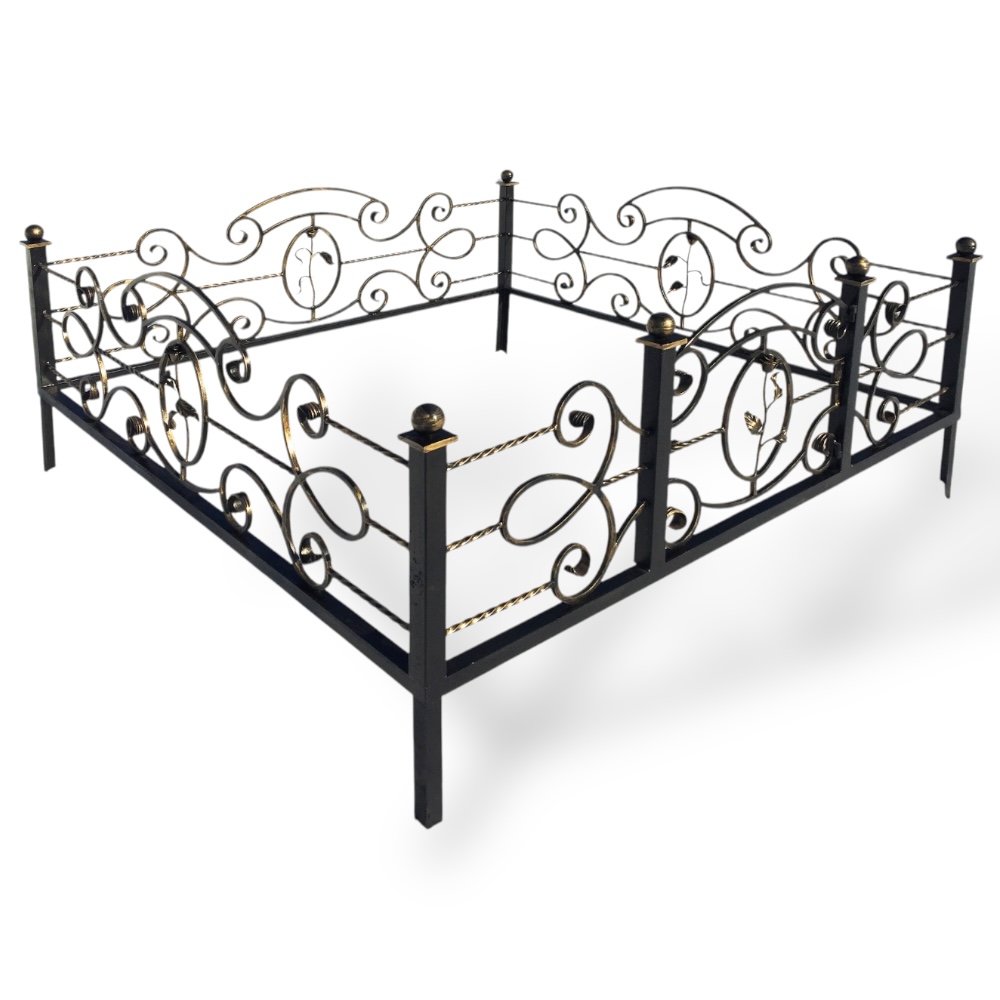 Арт. КО-046 Кованная ограда на могилу Венеция 1.8*2.0 м. Hammerite