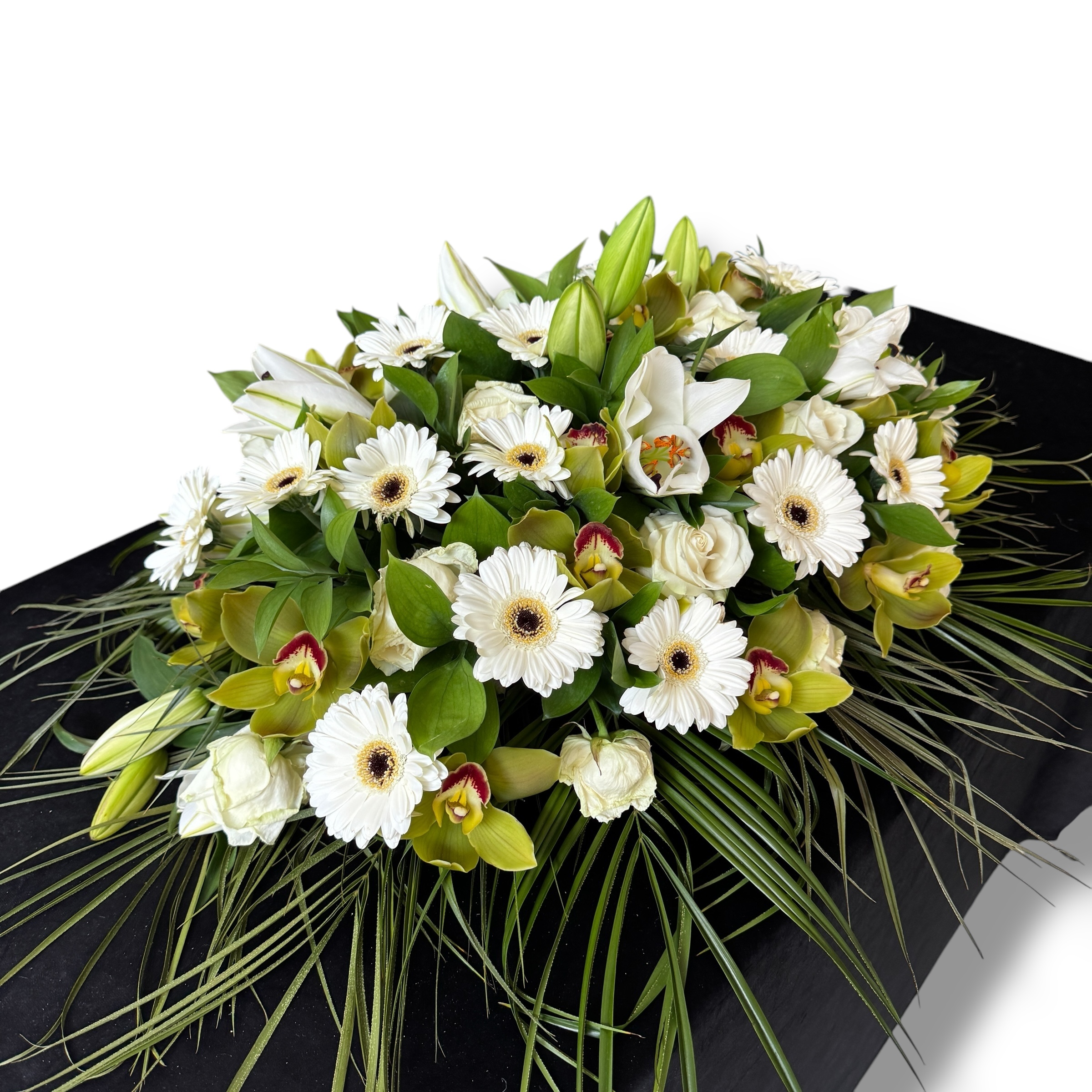 Траурная композиция на гроб из живых цветов № 1 "Премиум"