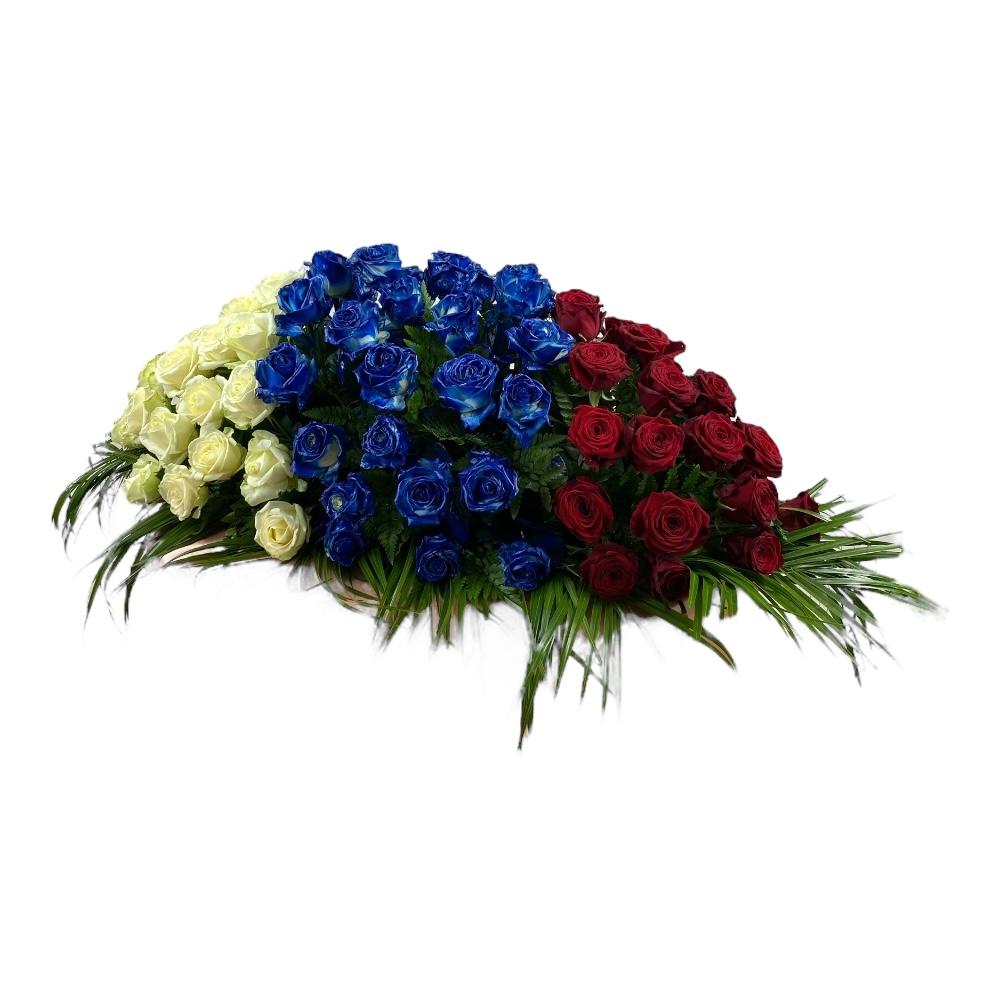 Арт. ТК-009 Траурная композиция из живых цветов на гроб: Розы, зелень 100 см.