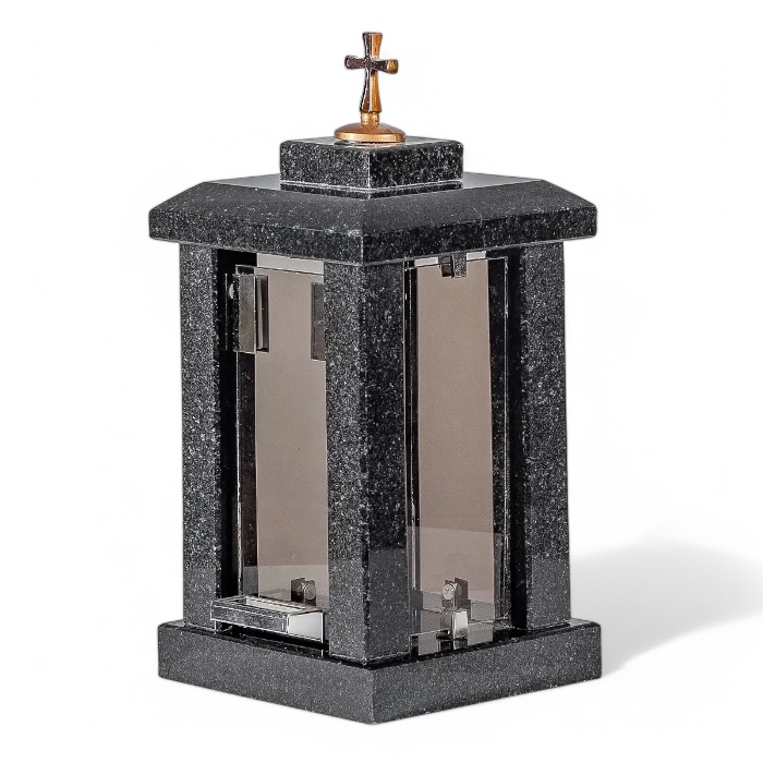 Лампада из гранита квадратная со стеклом