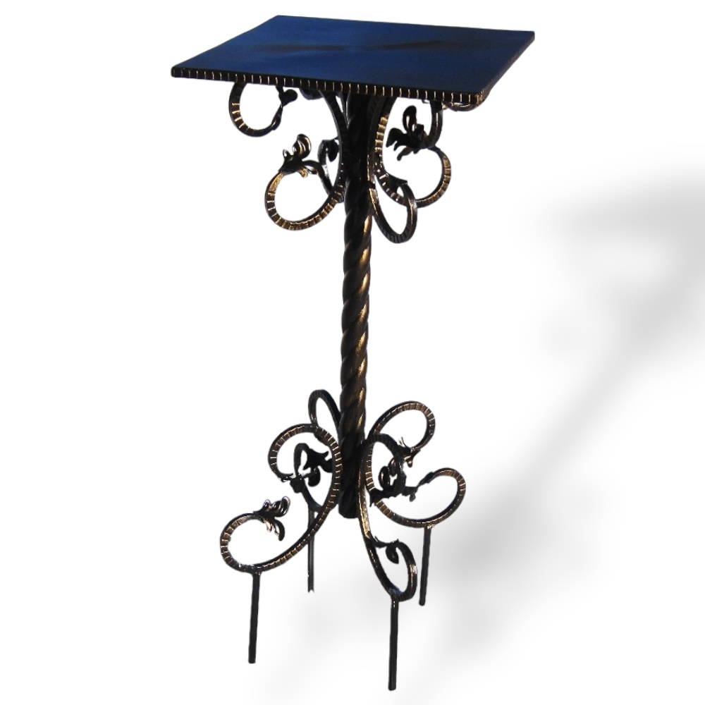 Арт. СМ-012 Столик кованый Элегия на могилу 400х400 Нитро