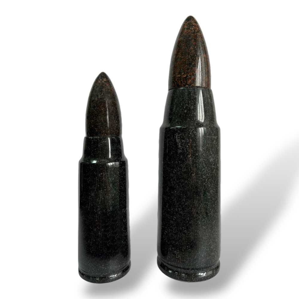 Арт. ВГ-030 Ваза гранитная Гильза + пуля на памятник 43*12 см.  Габбро-диабаз гранит