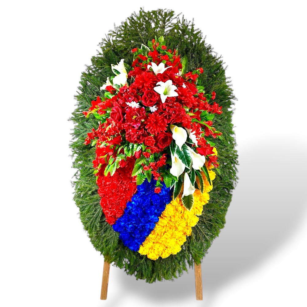 венок армянский флаг, венок на похороны, венок с живой хвоей, венок с искусственными цветами, ритуальные венки, похоронные атрибуты, артикул ВК-004