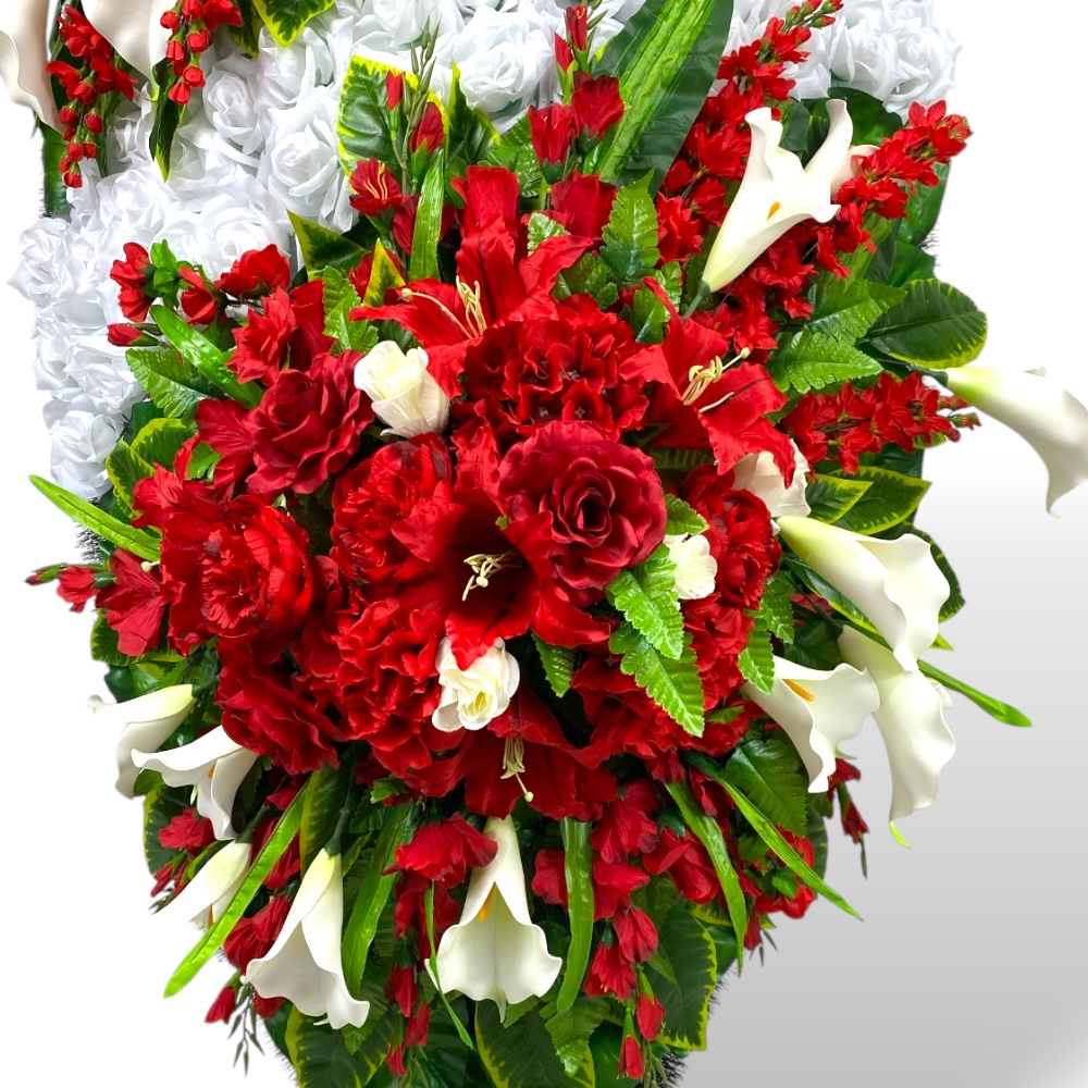 Ритуальный венок, венок на похороны, искусственные цветы, траурный венок, ритуальные принадлежности, венок для прощания, мемориальный венок, похоронные атрибуты, венки из искусственных цветов.