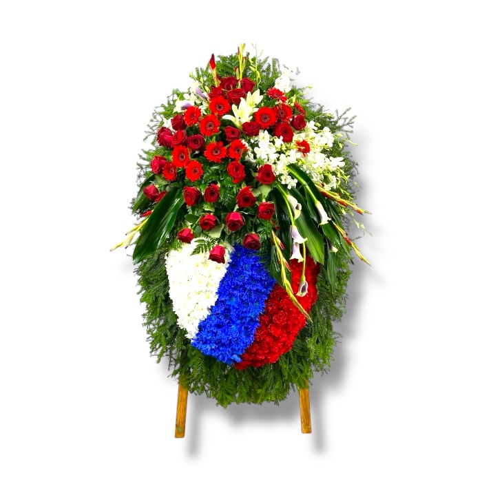 Венки из живых цветов на возложение