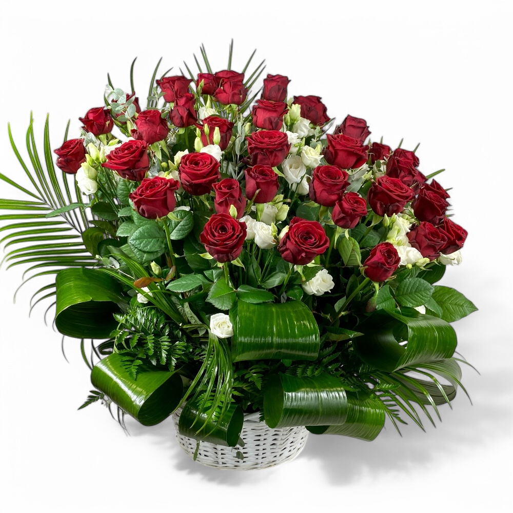 траурная корзина премиум красные розы лизиантус, корзина на похороны из живых цветов, купить траурную корзину премиум москва, корзина из роз и лизиантуса на могилу, венок на похороны из живых цветов, траурная корзина премиум купить, ритуальная корзина красные розы лизиантус, корзина на похороны живые цветы премиум, траурная корзина 75 см, доставка траурной корзины сегодня, корзина для возложения на могилу премиум, ритуальные цветы москва, купить корзину роз лизиантус на похороны, траурный букет красных роз с лизиантусом, венок траурный 100 см купить, ритуальная лента на корзину, госритуал24 корзина премиум, корзина живые цветы похороны москва