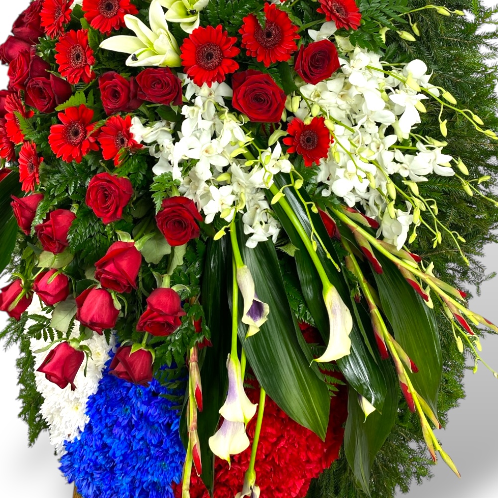 венок на похороны, венок из живых цветов, траурный венок, гербера, розы, калы, орхидеи, гвоздики, цветы на похороны, ритуальные цветы, венок триколор, патриотический венок. 