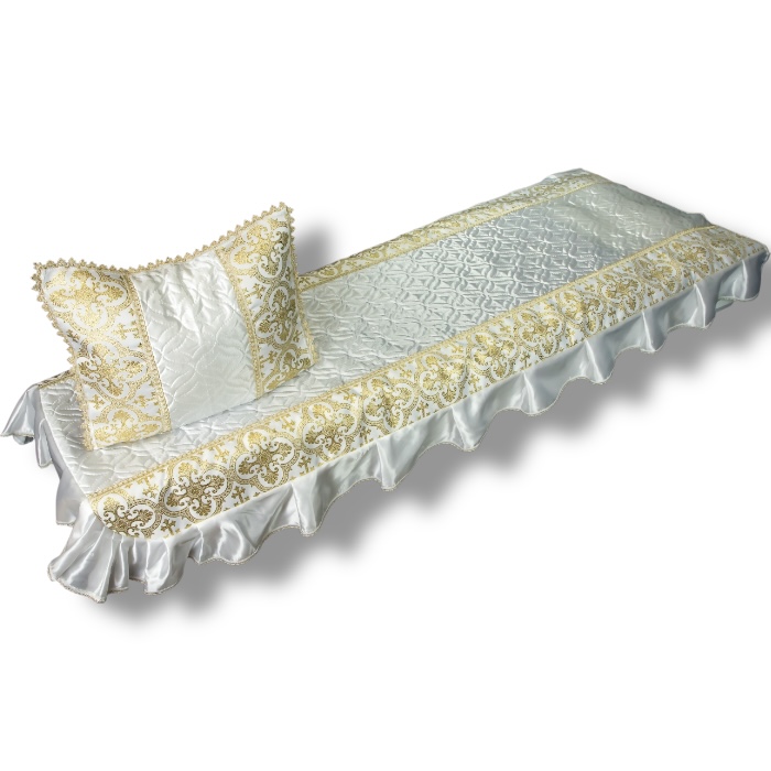 АРТ КР-010 Собор. Комплект в гроб ритуальный. Подушка+покрывало. атлас+термостежка+парча. Золото