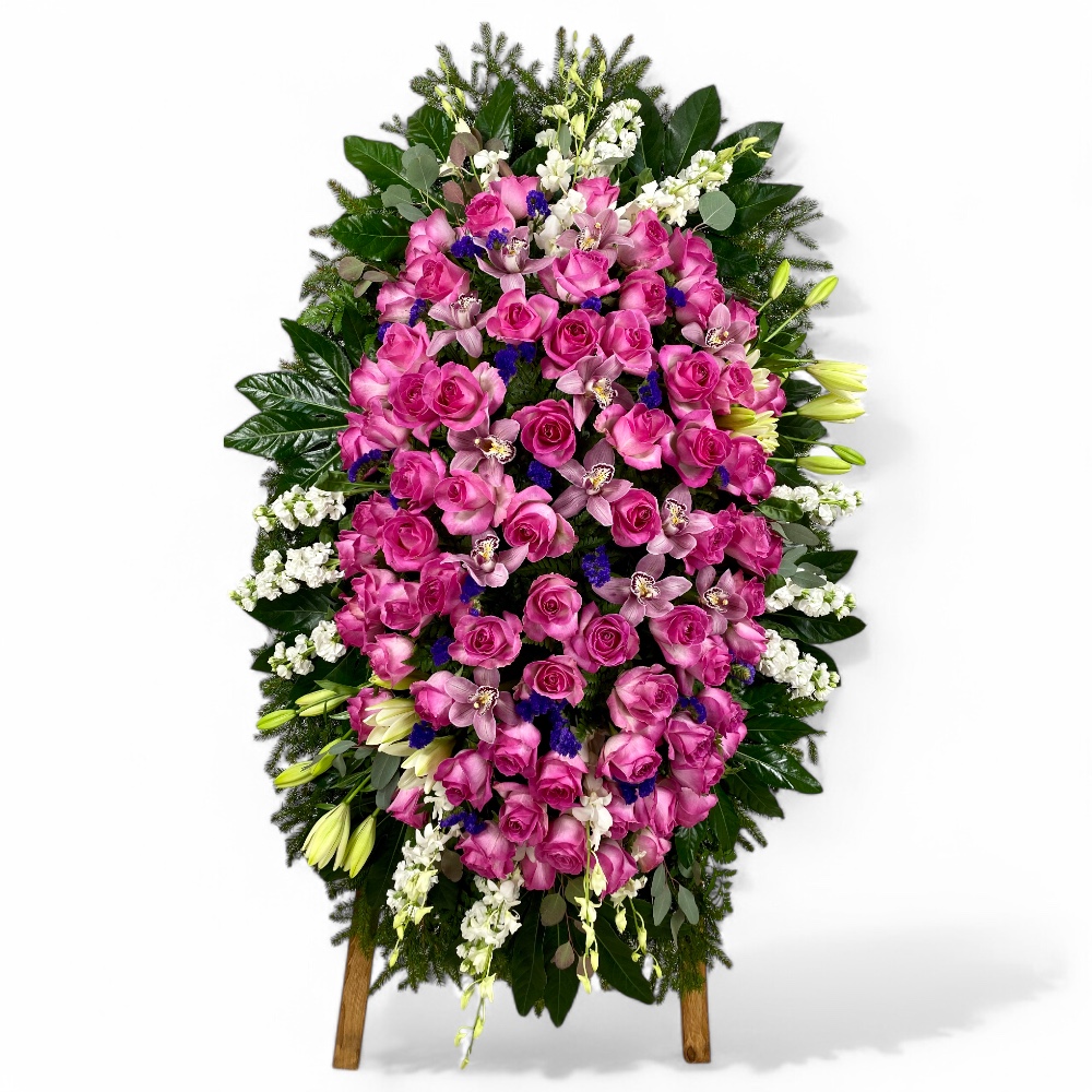 венок на похороны, венок из живых цветов, траурный венок, малиновые розы, орхидеи, лилии, цветы на похороны.