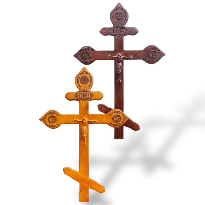 Крест на могилу, сосновый крест, крест с орнаментом, фигурный крест, ритуальные изделия, мемориальный крест, артикул КДС-17.